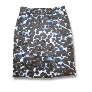 Ann Taylor Silk Animal Pattern Printed Pencil Skirt Size 4 Women